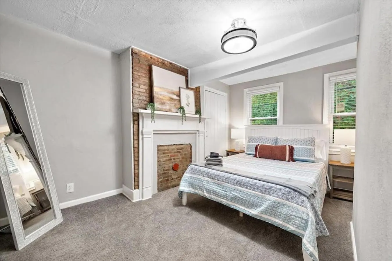 Cozy Southside Pitt Home W/ Pool Table +Yard Pittsburgh 0*,